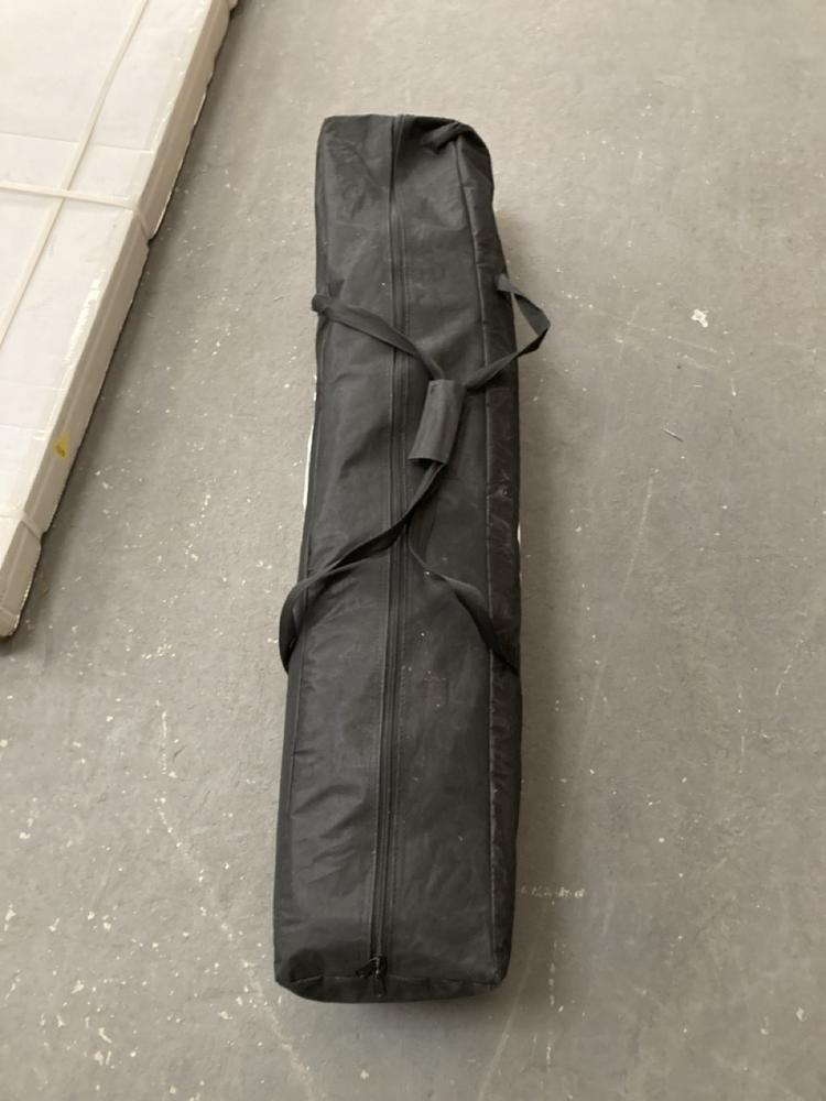 Lot 519  
            Chesterfield SR39 - Collection or Optional Delivery Available 

                
VOUNOT GAZEBO IN GREEN (LOCATION: A RACKING)