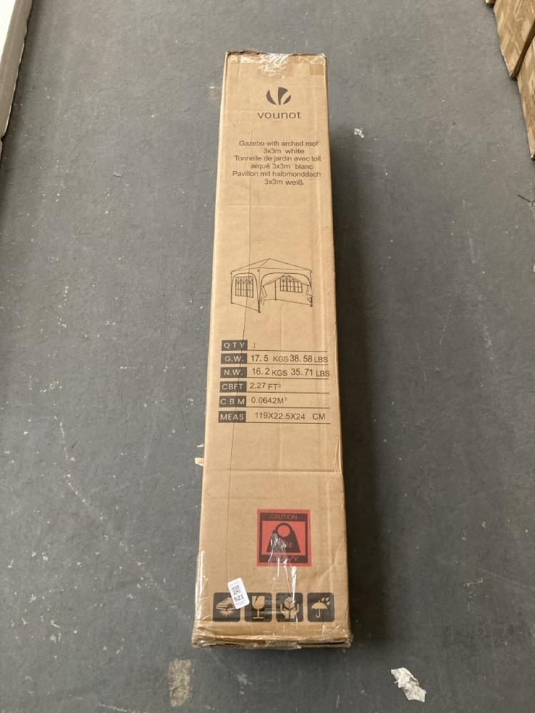 Lot 521  
            Chesterfield SR39 - Collection or Optional Delivery Available 

                
VOUNOT 3 X 3M GAZEBO WITH ARCHED ROOF IN WHITE (LOCATION: A RACKING)