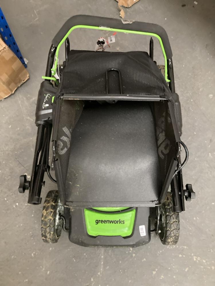 Lot 524  
            Chesterfield SR39 - Collection or Optional Delivery Available 

                
GREENWORKS 46CM BRUSHLESS LAWNMOWER ORIGINAL RRP- £330 (LOCATION: A RACKING)