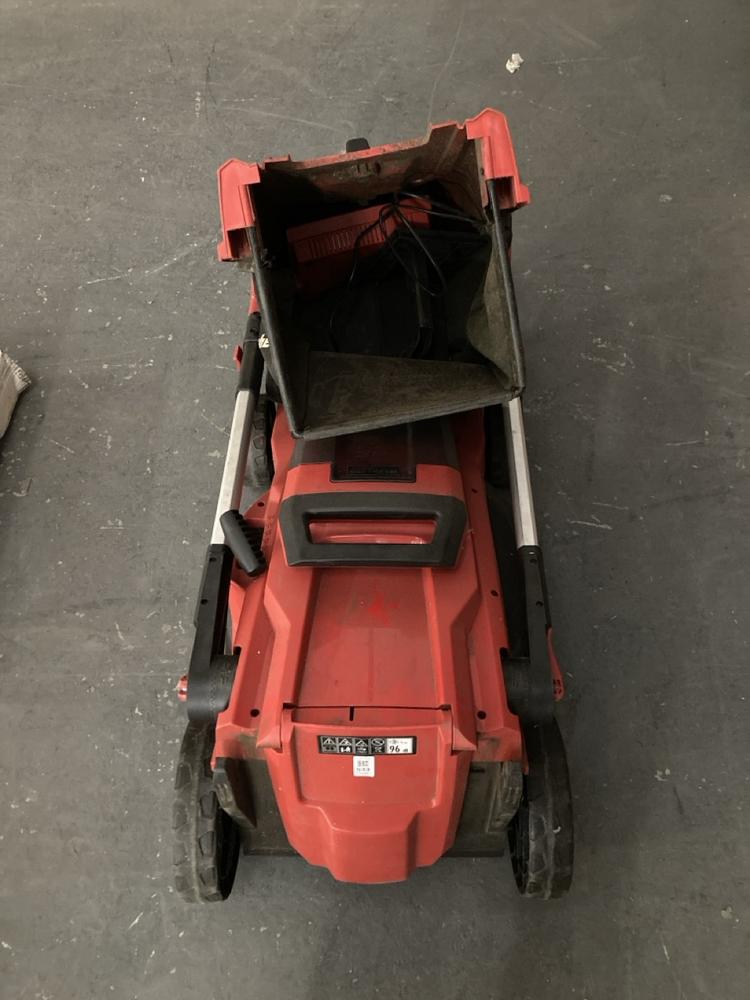 Lot 533  
            Chesterfield SR39 - Collection or Optional Delivery Available 

                
EINHELL BRUSHLESS LAWN MOWER (LOCATION: A RACKING)