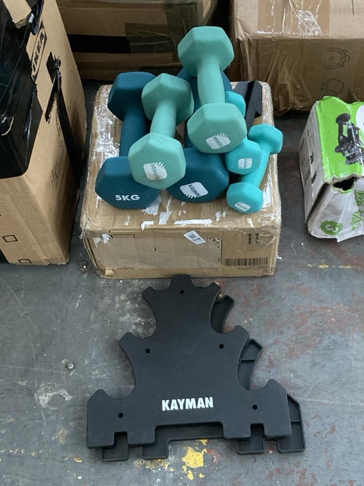 Lot 558  
            Chesterfield SR39 - Collection or Optional Delivery Available 

                
7 X ASSORTED ITEMS TO INCLUDE 5KG DUMBBELL (LOCATION: A7)