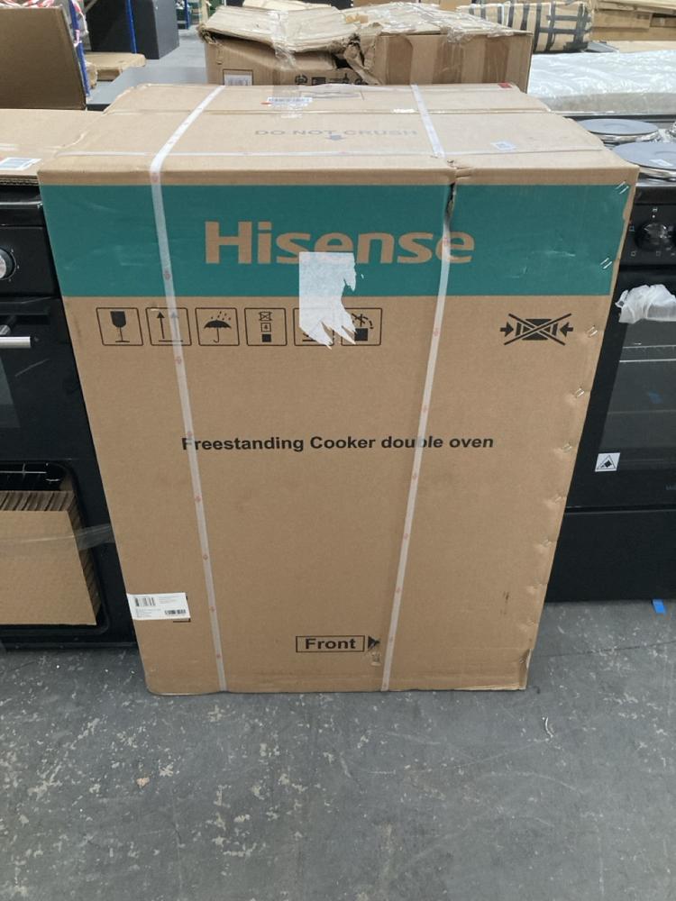 Lot 580  
            Chesterfield SR39 - Collection or Optional Delivery Available 

                
HISENSE FREESTANDING DOUBLE OVEN IN BLACK MODEL: HDE3211BBUK ORIGINAL RRP- £399 (...