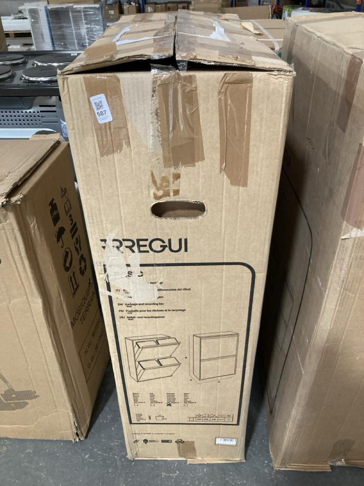 Lot 587  
            Chesterfield SR39 - Collection or Optional Delivery Available 

                
RREGUI GARBAGE AND RECYCLING BIN IN GREY (LOCATION: A7)