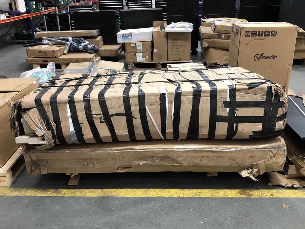 Lot 600  
            Chesterfield SR39 - Collection or Optional Delivery Available 

                
KETER FACTOR 8 X 6 OUTDOOR SHED (LOCATION: A6) (KERBSIDE PALLET DELIVERY)