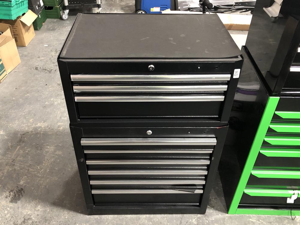 Lot 627  
            Chesterfield SR39 - Collection or Optional Delivery Available 

                
3 DRAWER TOOL CHEST IN BLACK TO INCLUDE 6 DRAWER TOOL CHEST IN BLACK (LOCATION: A4)