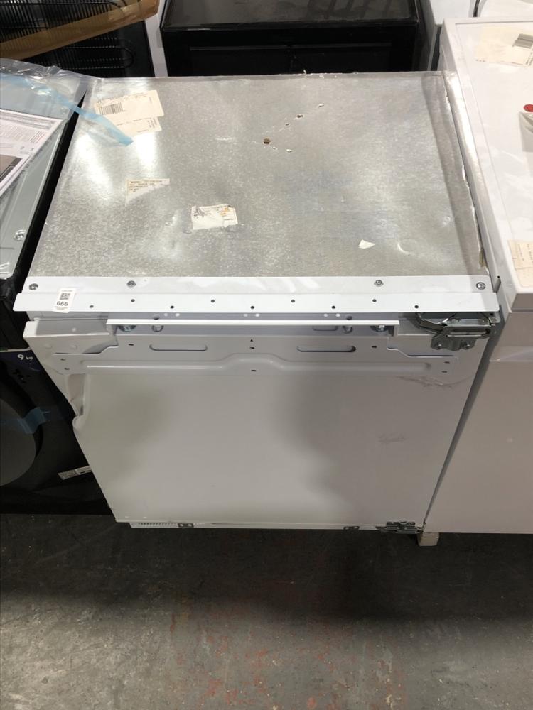 Lot 666  
            Chesterfield SR39 - Collection or Optional Delivery Available 

                
HOOVER FULLY INTEGRATED DISHWASHER IN WHITE MODEL: HOMLSE68EWKP ORIGINAL RRP- £27...