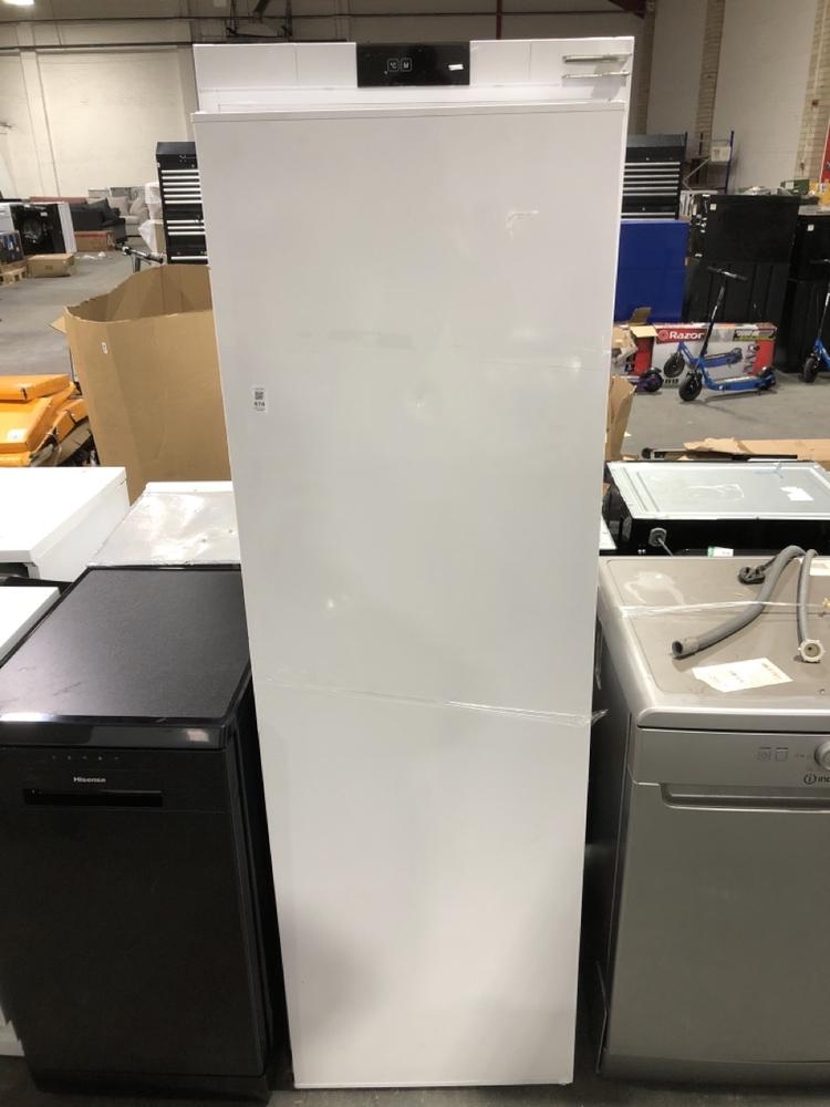 Lot 674  
            Chesterfield SR39 - Collection or Optional Delivery Available 

                
KENWOOD FULLY INTEGRATED REFRIGERATOR IN WHITE MODEL: KITL54W23 ORIGINAL RRP- £42...
