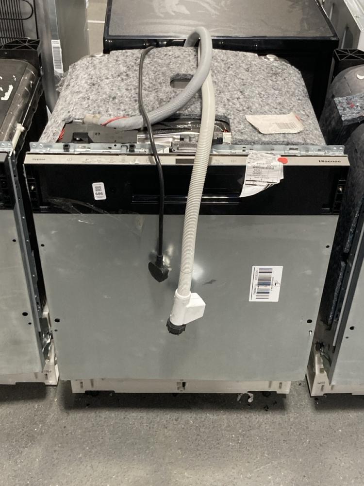 Lot 686  
            Chesterfield SR39 - Collection or Optional Delivery Available 

                
HISENSE FULLY INTEGRATED DISHWASHER IN SILVER MODEL: HV642C65UK ORIGINAL RRP- £44...