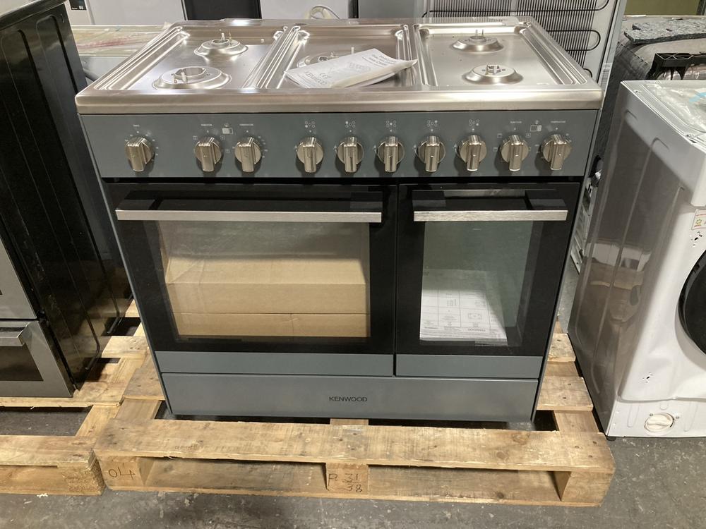 Lot 700  
            Chesterfield SR39 - Collection or Optional Delivery Available 

                
KENWOOD DOUBLE OVEN DUAL FUEL COOKER IN SILVER MODEL: CK600 ORIGINAL RRP- £959 (L...