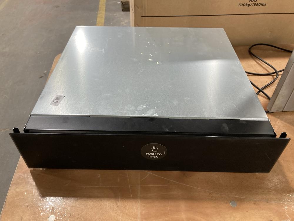 Lot 721  
            Chesterfield SR39 - Collection or Optional Delivery Available 

                
AEG BUILT IN WARMING DRAWER IN BLACK MODEL: ODBK11B ORIGINAL RRP- £600 (LOCATION:...