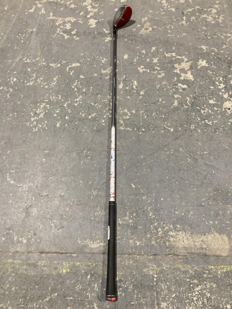 Lot 741  
            Chesterfield SR39 - Collection or Optional Delivery Available 

                
COBRA SMARTPAD 4-5 HYBRID REGULAR FLEX GOLF CLUB (LOCATION: A2)