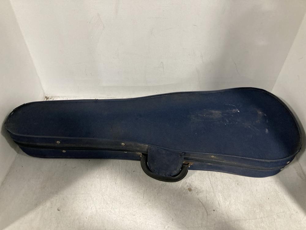 Lot 757  
            Chesterfield SR39 - Collection or Optional Delivery Available 

                
VIOLIN IN NATURAL (LOCATION: A2)