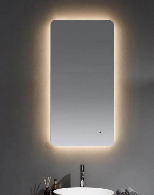 Lot 75  
            Chesterfield SR39 - Collection 

                
KARTELL K-VIT CALCOT LED MIRROR CHROME 600MM X 1200MM - ORIGINAL RRP £709 (LOCATI...