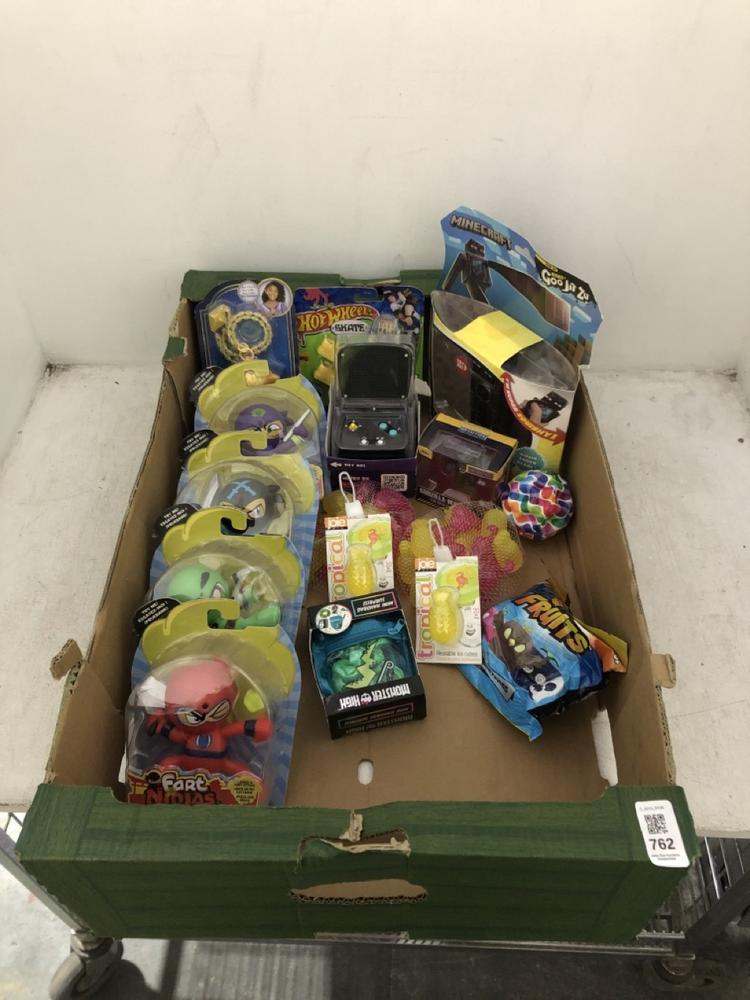 Lot 762  
            Chesterfield SR39 - Collection or Optional Delivery Available 

                
BOX OF APPROX 14 X TOYS TO INCLUDE GODZILLA KONG DIECAST FIGURE (LOCATION: AR)
