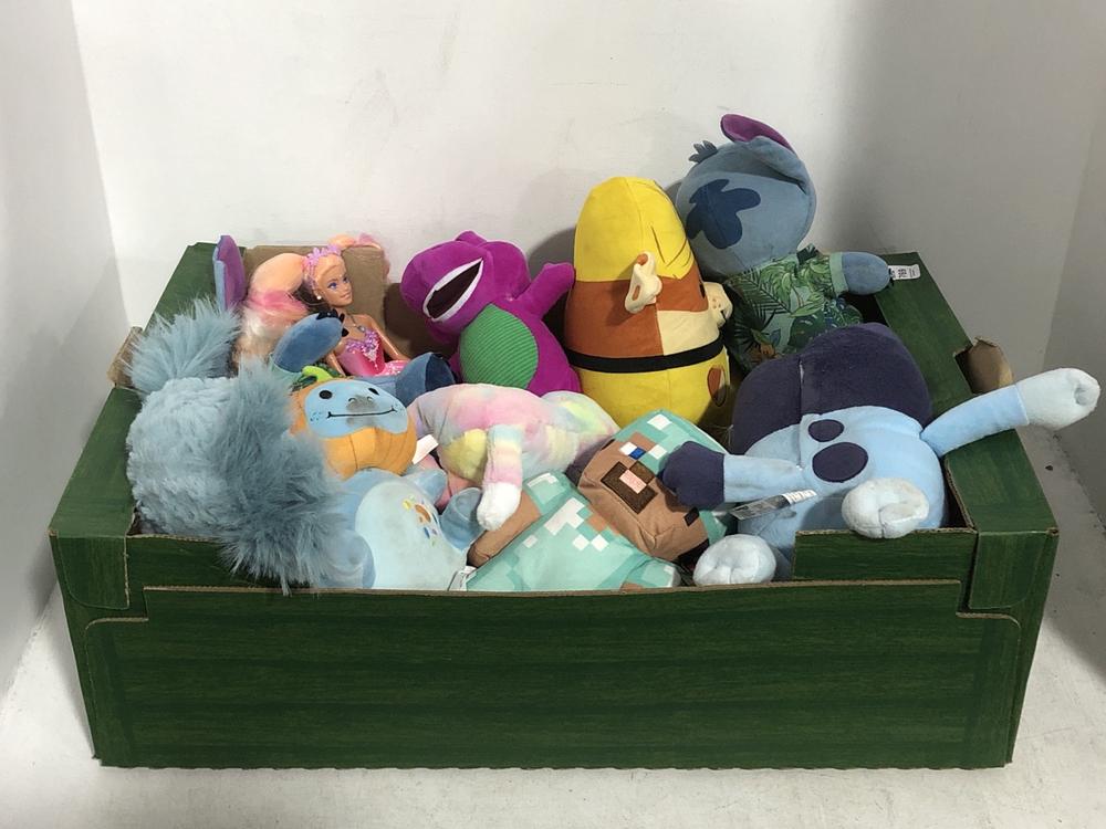 Lot 769  
            Chesterfield SR39 - Collection or Optional Delivery Available 

                
BOX OF ASSORTED SOFT TOYS TO INCLUDE BLUEY TEDDY (LOCATION: AR)