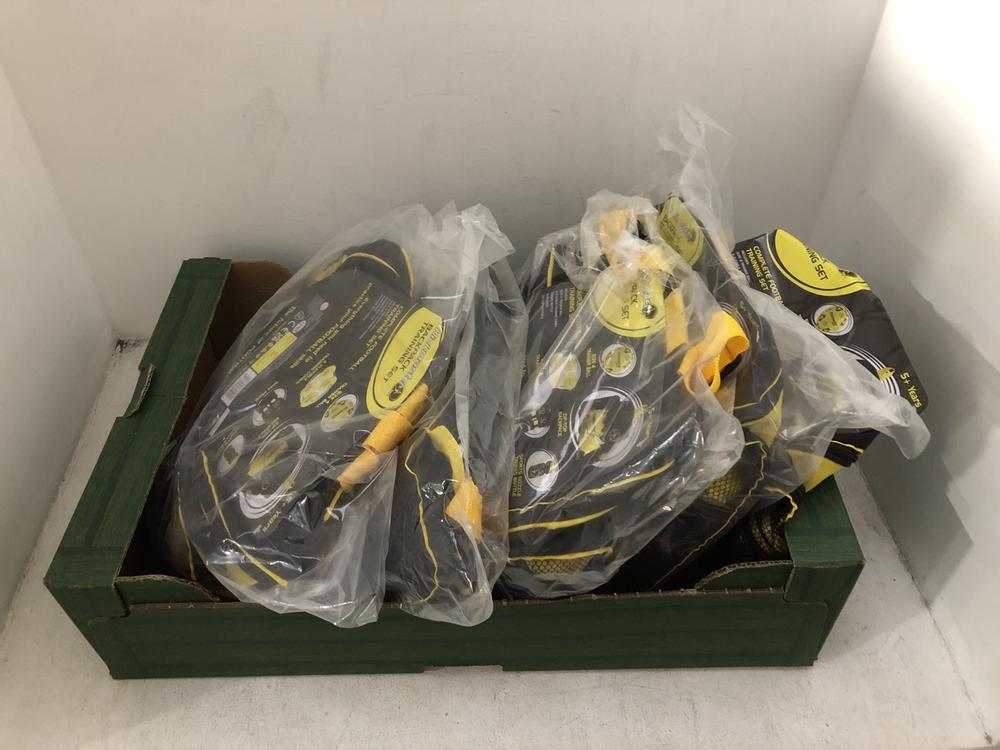 Lot 779  
            Chesterfield SR39 - Collection or Optional Delivery Available 

                
5 X KICKMASTER BACKPACK TRAINING SET (LOCATION: AR)