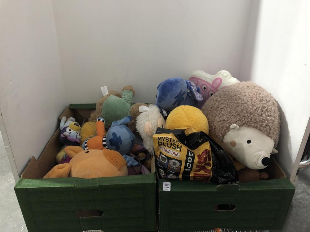 Lot 780  
            Chesterfield SR39 - Collection or Optional Delivery Available 

                
BOX OF ASSORTED SOFT PLUSH TOYS TO INCLUDE SHAPED HEDGEHOG (LOCATION: AR)