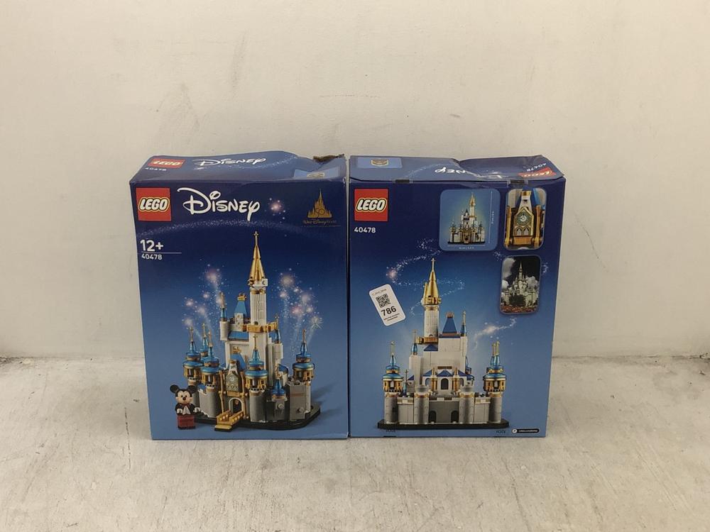 Lot 786  
            Chesterfield SR39 - Collection or Optional Delivery Available 

                
2 X DISNEY WALT DISNEY CASTLE 40478 (LOCATION: AR)