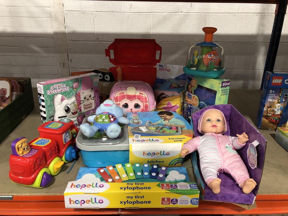 Lot 791  
            Chesterfield SR39 - Collection or Optional Delivery Available 

                
12 X ASSORTED TOYS TO INCLUDE HAPELLO KITCHEN SINK (LOCATION: AR)
