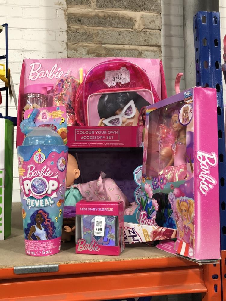 Lot 799  
            Chesterfield SR39 - Collection or Optional Delivery Available 

                
6 X ASSORTED BARBIE TOYS TO INCLUDE BARBIE POP REVEAL (LOCATION: AR)