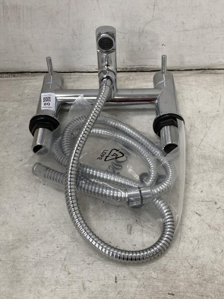 Lot 80  
            Chesterfield SR39 - Collection 

                
CHROME BATH FILLER - ORIGINAL RRP £125 (LOCATION: B1)