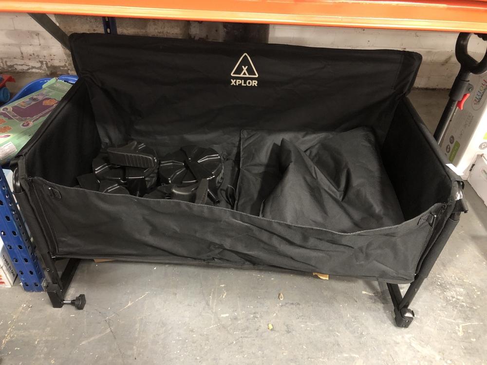 Lot 818  
            Chesterfield SR39 - Collection 

                
BLACK PULL TROLLEY (LOCATION: AR)