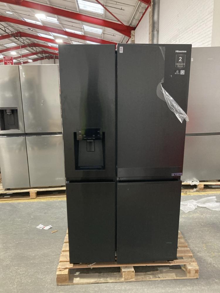 Lot 880  
            Chesterfield SR39 - Collection or Optional Delivery Available 

                
HISENSE FREESTANDING AMERICAN STYLE FRIDGE FREEZER IN BLACK MODEL: RS818N4TFE ORI...