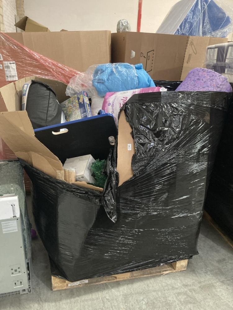 Lot 970  
            Chesterfield SR39 - Collection or Optional Delivery Available 

                
PALLET OF ASSORTED ITEMS TO INCLUDE RECTANGLE DOLLY (LOCATION: SR41) (KERBSIDE PA...