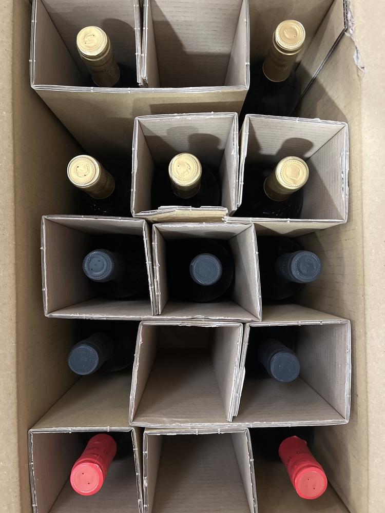 Lot 90  
            Chesterfield SR40 - Collection or Optional Delivery Available 

                
12 X ASSORTED BOTTLES OF GIORDANO WINE (LOCATION: SR40)(18+. ID WILL BE REQUIRED ...