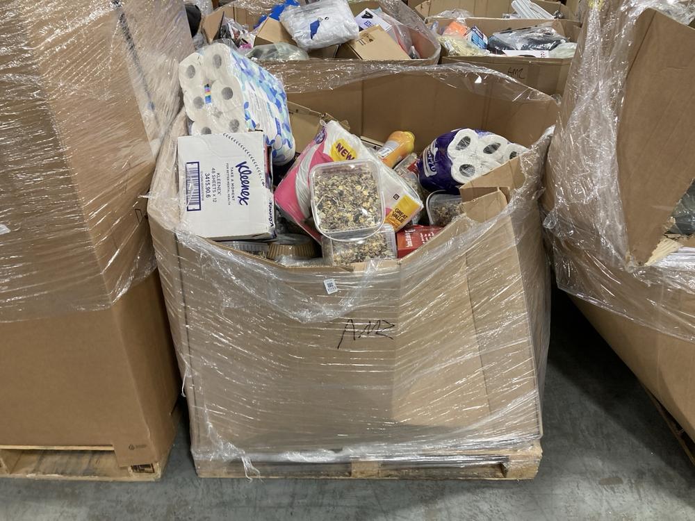 Lot 1033  
            Chesterfield SR38 - Collection or Optional Delivery Available 

                
PALLET OF ASSORTED ITEMS TO INCLUDE 18 PK CUSHELLE TOILET ROLL (LOCATION: SR37)