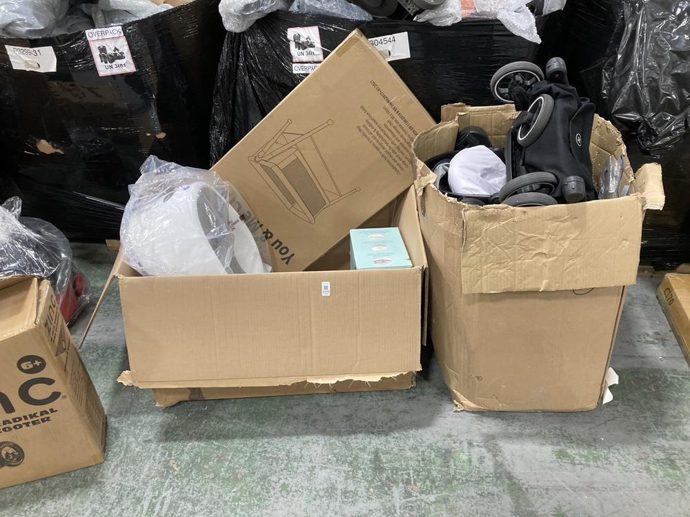 Lot 1049  
            Chesterfield SR38 - Collection or Optional Delivery Available 

                
QTY OF ASSORTED BABY ITEMS TO INCLUDE MAM EASY START BOTTLE MICROWAVE STERILISER ...