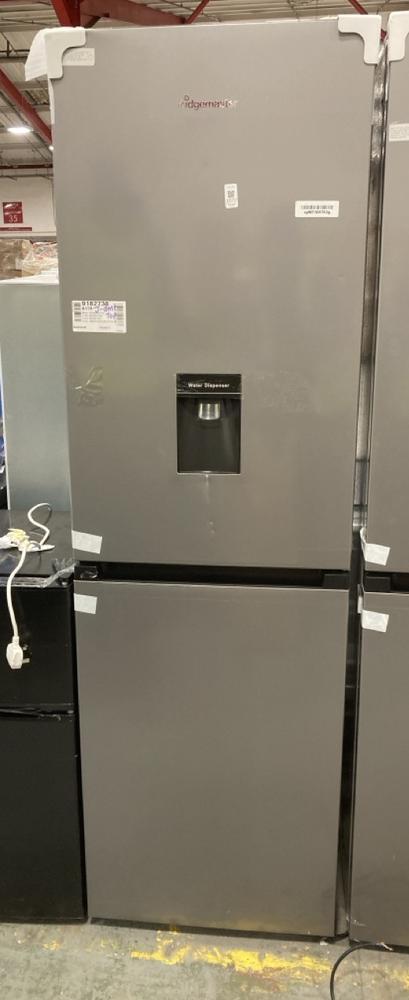 Lot 1072  
            Chesterfield SR38 - Collection or Optional Delivery Available 

                
FRIDGEMASTER FREESTANDING 256L FRIDGE FREEZER IN SILVER - MODEL NO. MC55251DES - ...