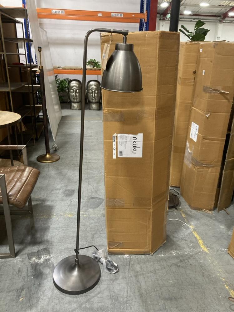 Lot 108  
            Chesterfield SR38 - Collection or Optional Delivery Available 

                
NKUKU MUTURI FLOOR LAMP - AGED BRONZE - ONE SIZE - ITEM NO. ML5201 - ORIGINAL RRP...