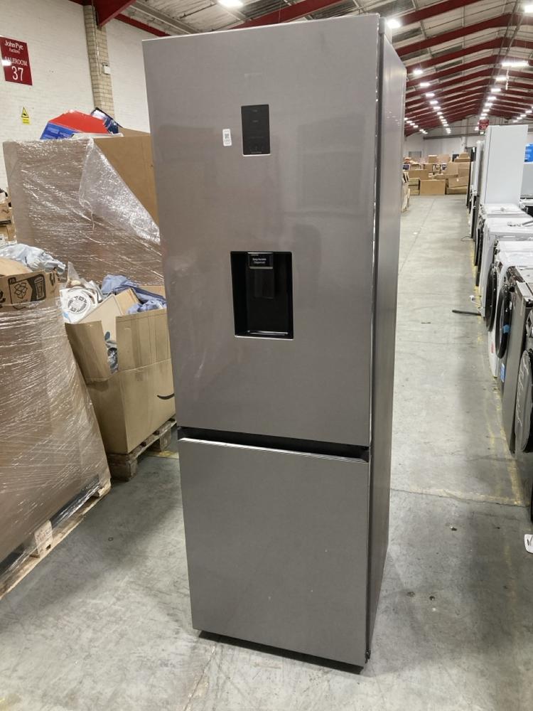 Lot 1091  
            Chesterfield SR38 - Collection or Optional Delivery Available 

                
SAMSUNG FRIDGE FREEZER WITH WATER DISPENSER - MODEL NO. RB34C652ESA - ORIGINAL RR...