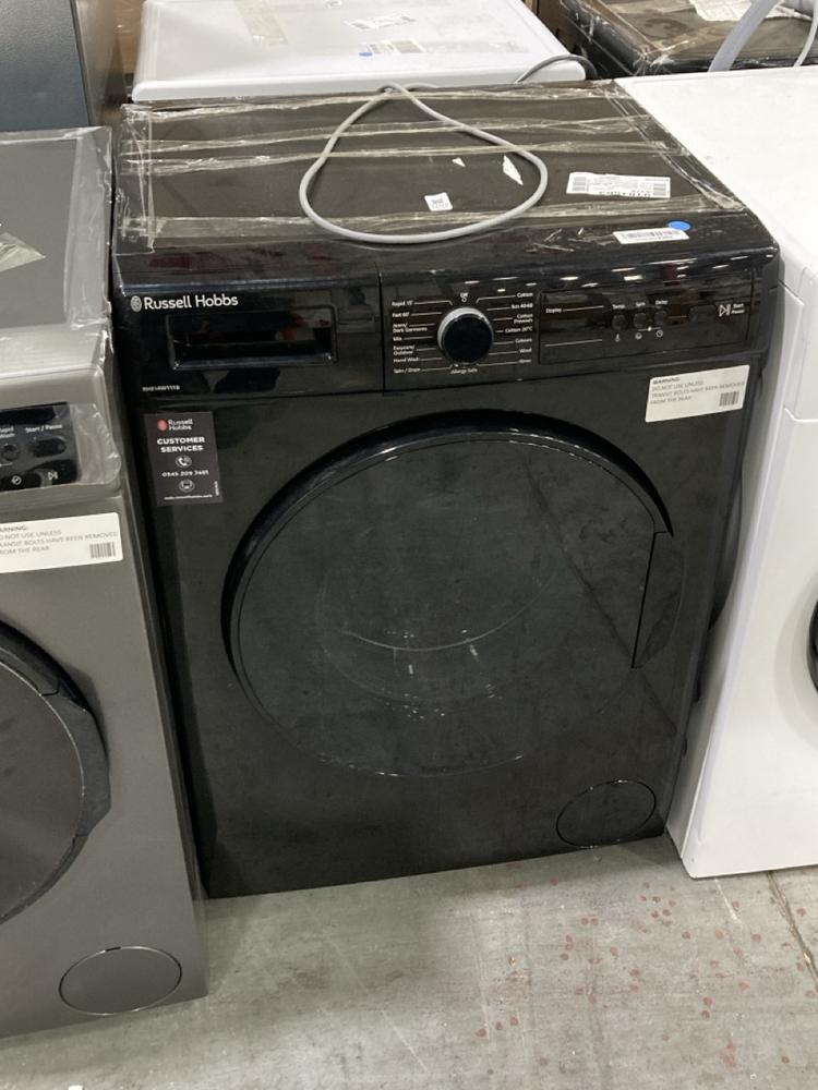 Lot 1102  
            Chesterfield SR38 - Collection or Optional Delivery Available 

                
RUSSELL HOBBS 11 SERIES 8KG FREESTANDING WASHING MACHINE IN BLACK - MODEL NO. RH8...