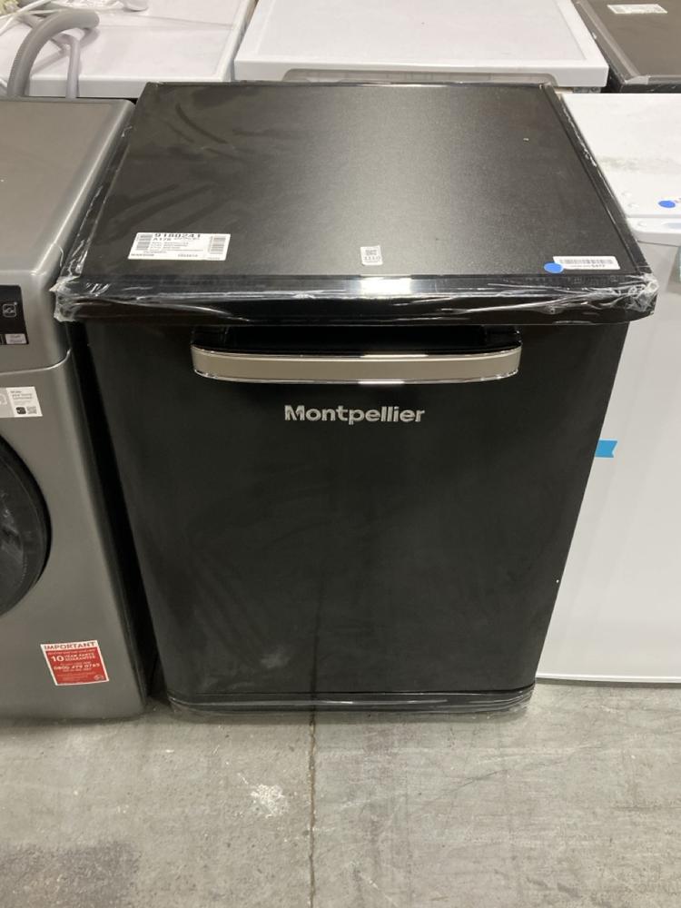 Lot 1110  
            Chesterfield SR38 - Collection or Optional Delivery Available 

                
MONTPELLIER 60CM RETRO DISHWASHER IN BLACK - MODEL NO. MAB1353K (LOCATION: SR37)