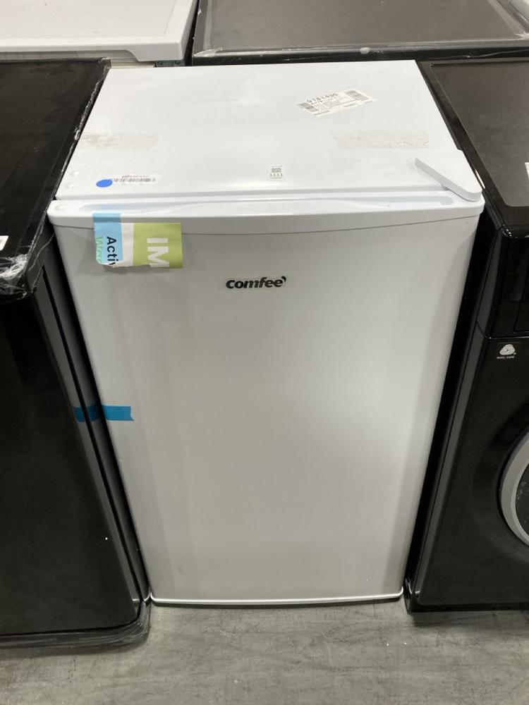 Lot 1111  
            Chesterfield SR38 - Collection or Optional Delivery Available 

                
COMFEE 93L UNDERCOUNTER FRIDGE IN WHITE - MODEL NO. RCD93WH2(E) - ORIGINAL RRP £1...