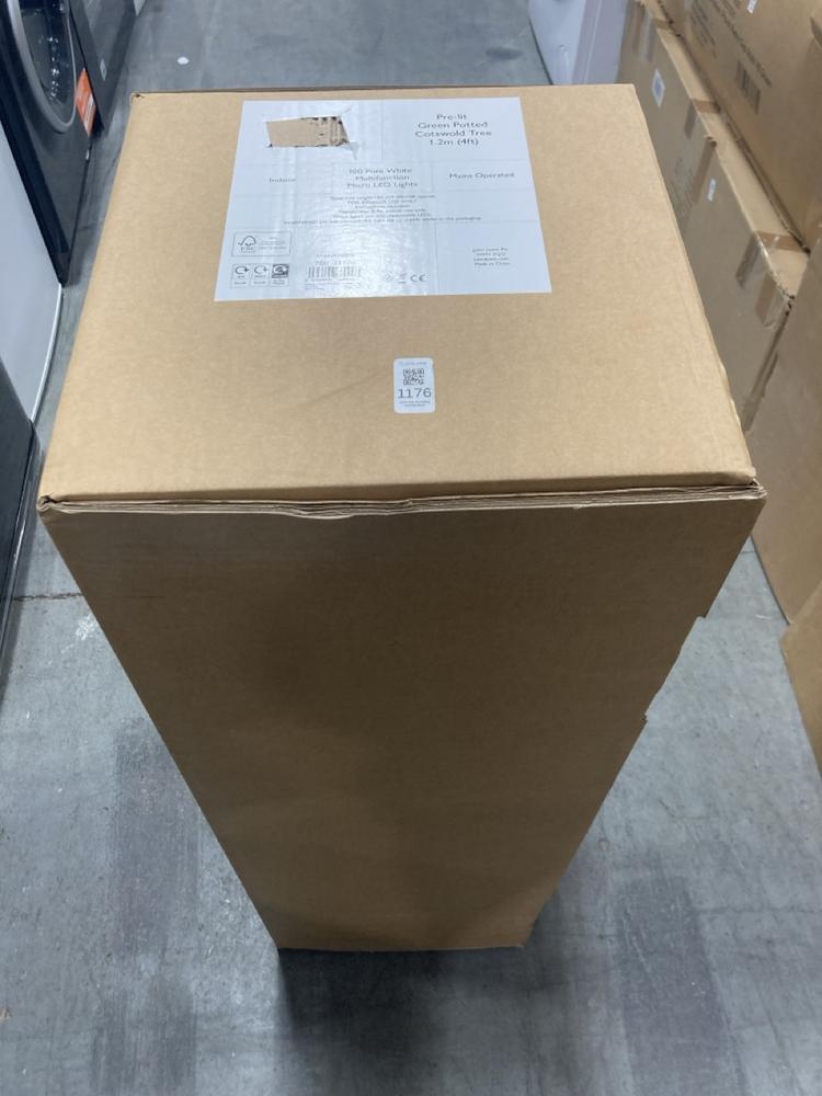 Lot 1176  
            Chesterfield SR38 - Collection or Optional Delivery Available 

                
JOHN LEWIS 4FT PRE LIT GREEN POTTED COTSWOLD TREE (LOCATION: SR37)