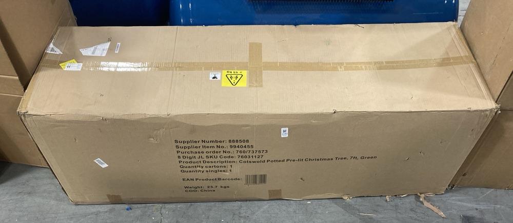 Lot 1180  
            Chesterfield SR38 - Collection or Optional Delivery Available 

                
JOHN LEWIS PRE LIT 7FT CHRISTMAS TREE IN GREEN (LOCATION: SR37)