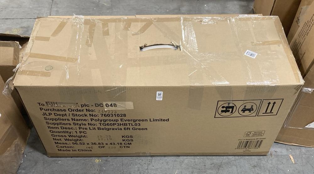 Lot 1185  
            Chesterfield SR38 - Collection or Optional Delivery Available 

                
JOHN LEWIS 6FT PRE LIT CHRISTMAS TREE IN GREEN (LOCATION: SR37)