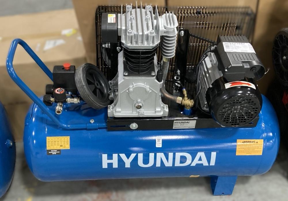 Lot 1194  
            Chesterfield SR38 - Collection or Optional Delivery Available 

                
HYUNDAI 100L AIR COMPRESSOR (LOCATION: SR37)