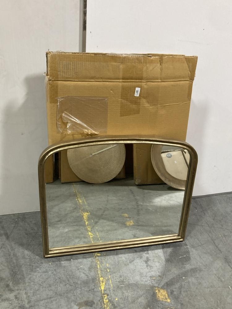 Lot 138  
            Chesterfield SR38 - Collection 

                
NKUKU ALMORA ARCHED MIRROR - ANTIQUE BRASS - SMALL - ITEM NO. AM0601 - ORIGINAL R...
