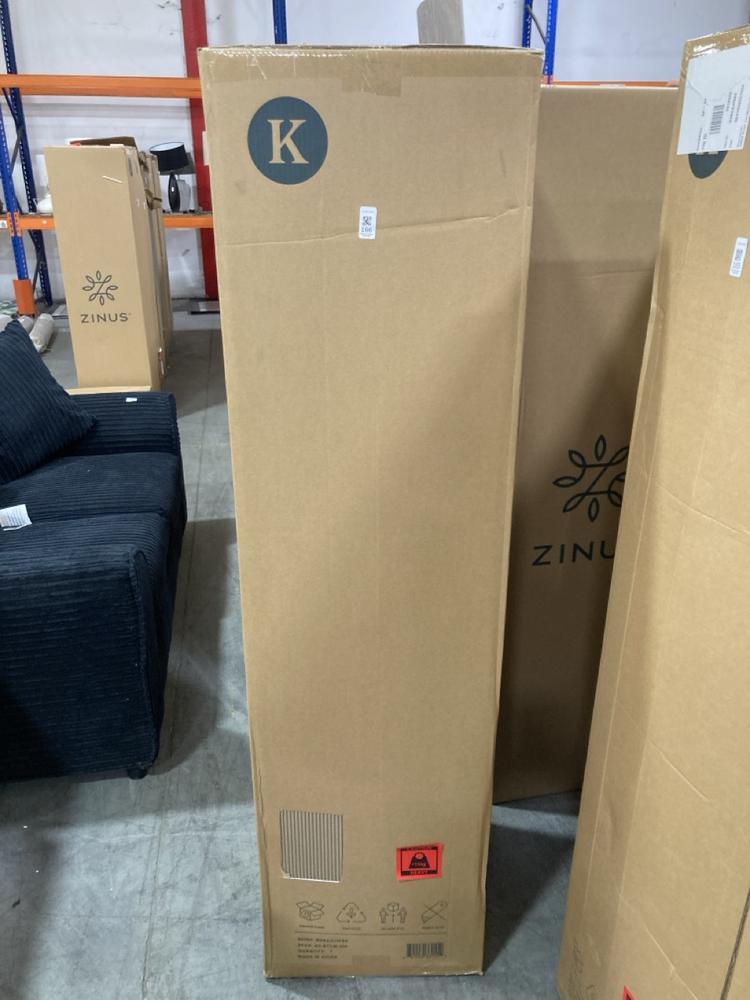 Lot 166  
            Chesterfield SR38 - Collection or Optional Delivery Available 

                
ZINUS MEMORY FOAM MATTRESS SIZE KING 150 X 200 X 25 CM IN WHITE - MODEL NO. AK-BT...