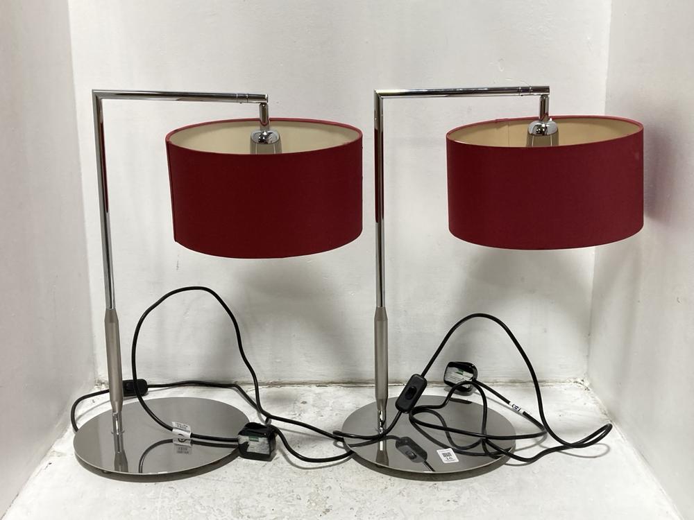 Lot 16  
            Chesterfield SR38 - Collection 

                
2 X DFS TABLE LAMP IN CHROME WITH WINE RED LAMP SHADE (COLLECTION ONLY) (LOCATION...