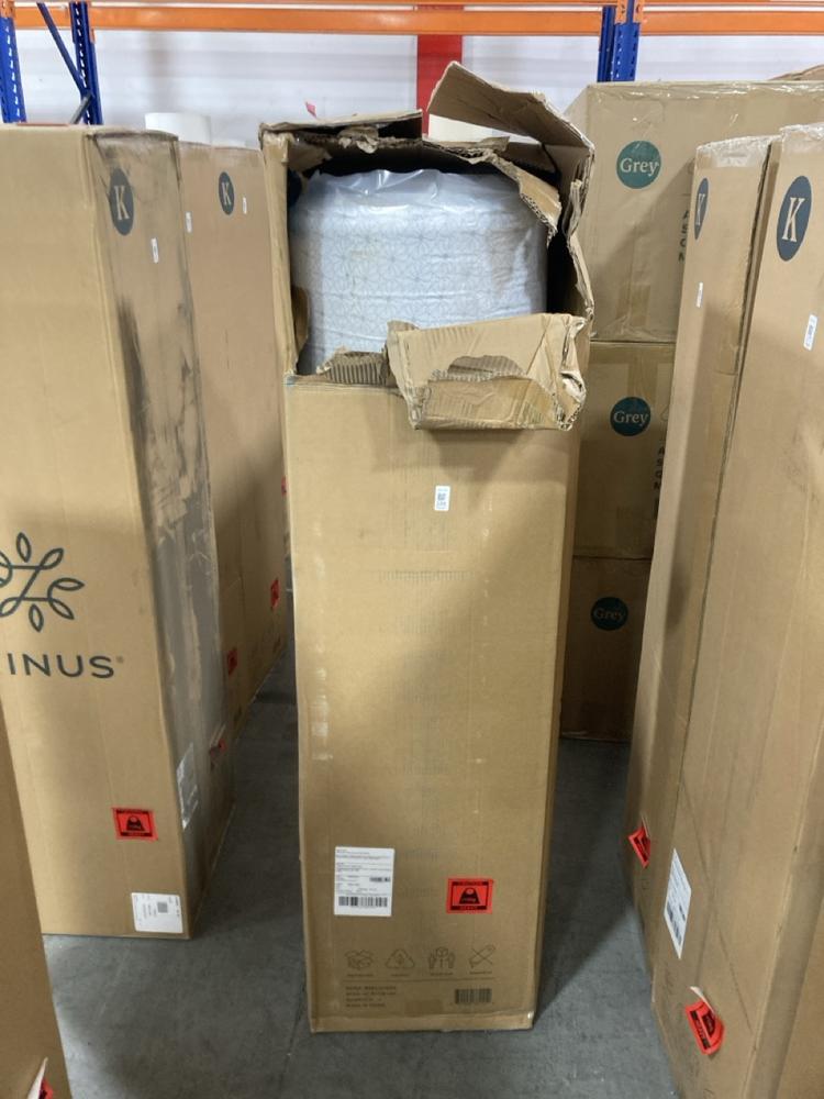 Lot 188  
            Chesterfield SR38 - Collection or Optional Delivery Available 

                
ZINUS MEMORY FOAM MATTRESS SIZE KING 150 X 200 X 25 CM IN WHITE - MODEL NO. AK-BT...