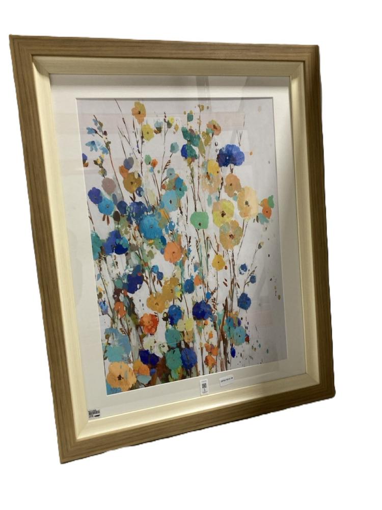 Lot 1  
            Chesterfield SR38 - Collection 

                
DFS SPRING GARDEN I FRAMED WALL ART IN NATURAL WOOD / GLASS 77 X 97 CM (COLLECTIO...