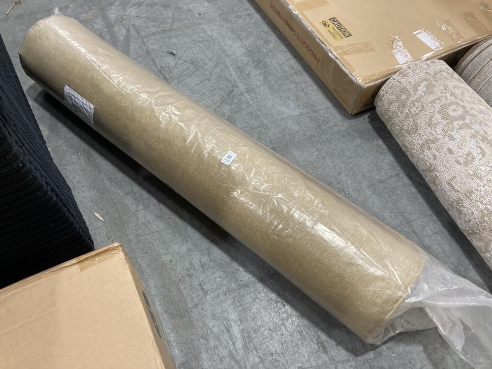 Lot 204  
            Chesterfield SR38 - Collection or Optional Delivery Available 

                
120 X 180 CM WOOL / COTTON MIX RUG IN TIGERS EYE (LOCATION: SR38 B11)