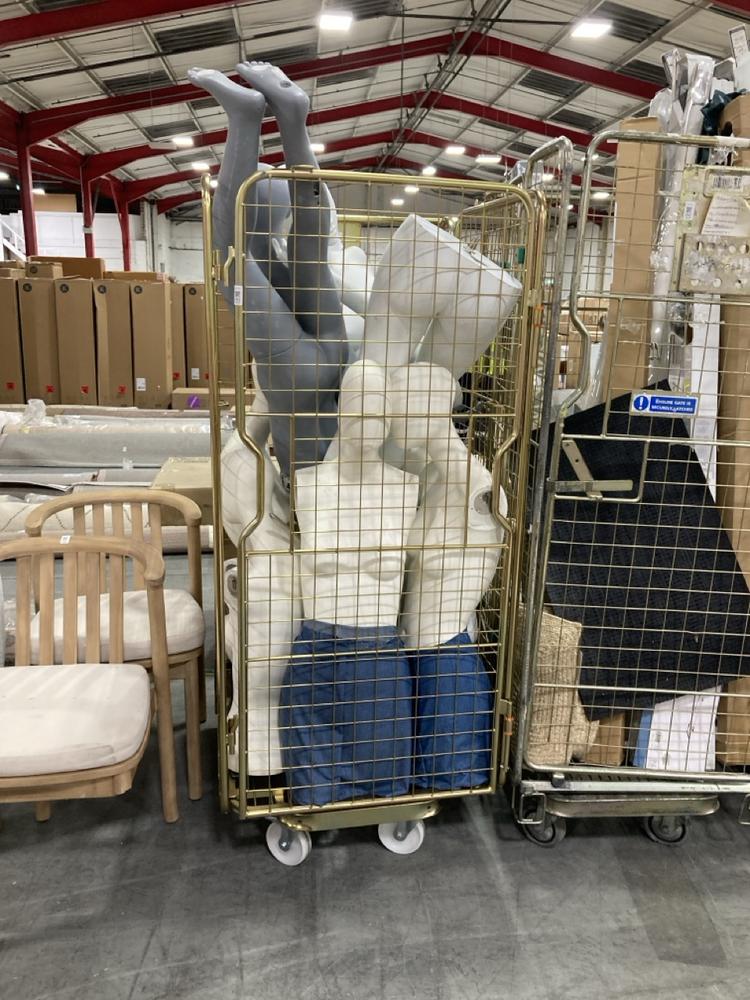 Lot 281  
            Chesterfield SR38 - Collection 

                
QTY OF ASSORTED JOHN LEWIS MANNEQUIN PARTS IN WHITE / GREY *CAGE NOT INCLUDED* (C...