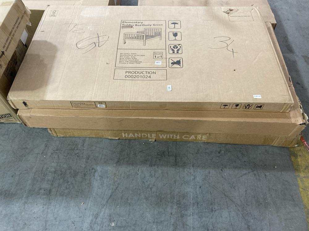 Lot 293  
            Chesterfield SR38 - Collection or Optional Delivery Available 

                
3 X ASSORTED ITEMS TO INCLUDE JOHN LEWIS ELEMENTARY TODDLER BED IN DUSTY GREEN - ...