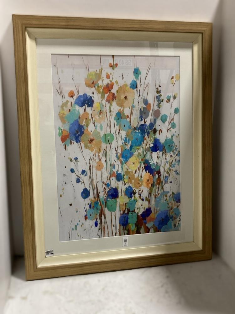 Lot 2  
            Chesterfield SR38 - Collection 

                
DFS SPRING GARDEN II FRAMED WALL ART IN NATURAL WOOD / GLASS 77 X 97 CM (COLLECTI...